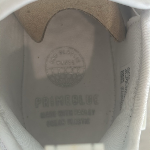 Adidas NMD R1 Primeblue Women’s Size 6 White NEW WITH BOX AND TAG - Picture 8 of 11